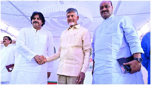 కాపులకు చంద్రబాబు ఏనాడైనా న్యాయం చేశాడా?: పాతిక సీట్లకు పవన్ అమ్ముడుపోయాడు