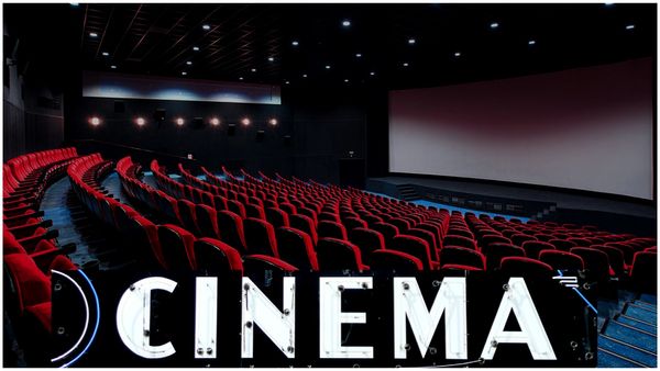 ఖర్చు రూ.15 కోట్లు... వచ్చింది రూ.304 కోట్లు!