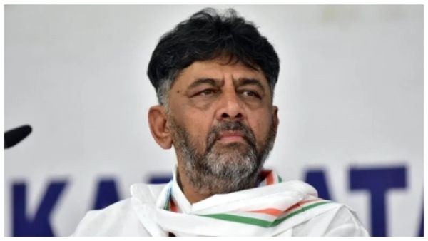 అధికారం అడ్డం పెట్టుకుని డీసీఎం, మంత్రి ఏం చేశారంటే ?, ఎన్నికల నియమాలు గాలికి వదిలేసి ?