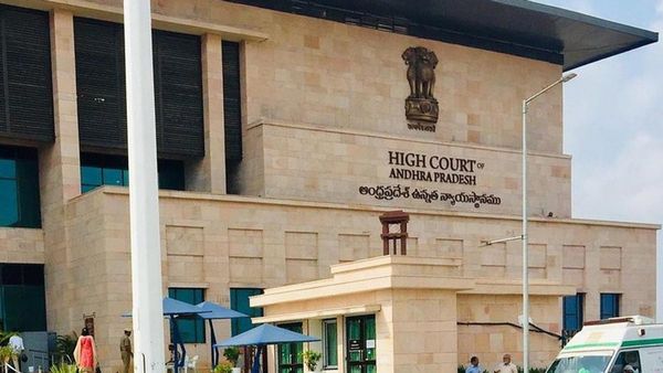 AP DSC 2024: ఎస్జీటీ పోస్టులకు బీఈడీ అభ్యర్ధులా ? హైకోర్టు ఫైర్- కీలక నిర్ణయాలకు సిద్ధమై..!