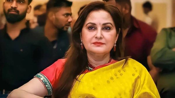 జయప్రదను అరెస్ట్ చేయాలంటూ కోర్టు ఆదేశాలు