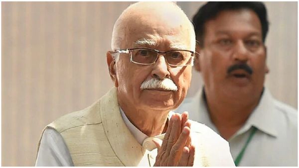 Lk Advani: భారతరత్న అవార్డు ప్రకటనపై అద్వానీ రియాక్షన్ ఇదే..!
