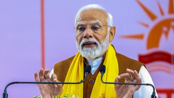 ఎన్నికల వేళ అమరావతి కేంద్రంగా ప్రధాని మోదీ కీలక అడుగు..!!