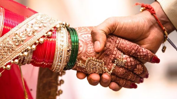 ముఖ్యమంత్రిని రెండో పెళ్లి చేసుకున్న తెలుగు హీరోయిన్