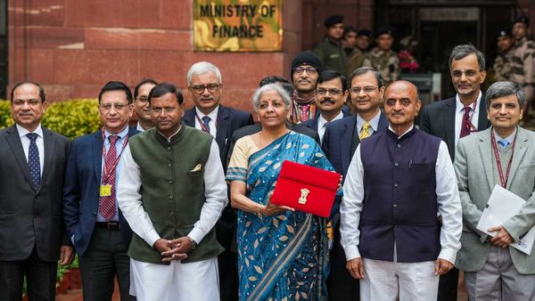 Budget 2024: ఓటాన్ అకౌంట్ బడ్జెట్ కూ, మధ్యంతర బడ్జెట్ కూ తేడా ఏంటి?