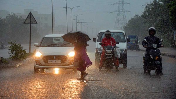తెలంగాణ‌లోని ప‌లు జిల్లాల‌కు వ‌ర్ష‌సూచ‌న‌..ఉత్తర కోస్తా, యానాంల‌లో వ‌ర్షాలు..