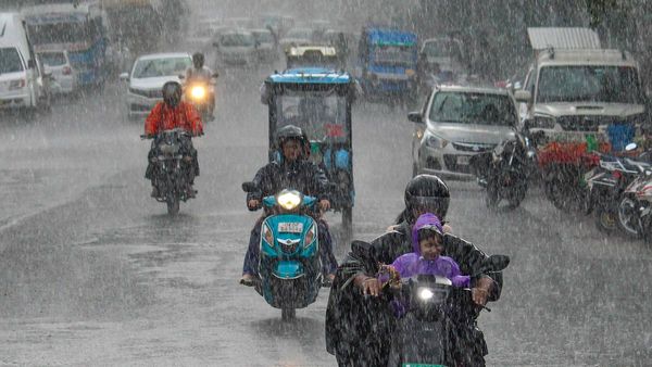 Hyderabad: హైదరాబాదీలకు వాన కబురు.. తగ్గనున్న ఉష్ణోగ్రతలు..!