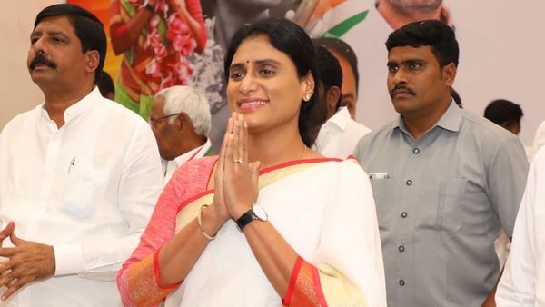 బడ్జెట్ సమావేశాల వేళ.. రేపు ఢిల్లీలో వైఎస్ షర్మిల దీక్ష; పక్కా వ్యూహం!!