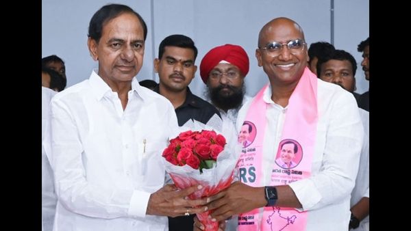 రానున్న కాలం బీఆర్ఎస్‌దే, ఆర్ఎస్ ప్రవీణ్‌కు కీలక పదవి: కేసీఆర్ ఆసక్తికర వ్యాఖ్యలు