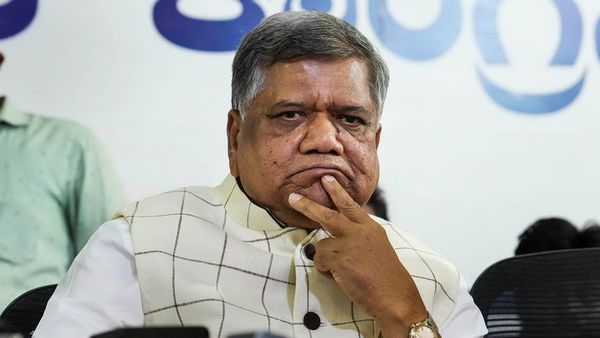 మాజీ సీఎం మైండ్ బ్లాక్, ఆ రోజు ఎమ్మెల్యే సీట్లు, ఇప్పుడు ఎంపీ సీట్లు, మోదీని నమ్ముకుంటే ఇలా?