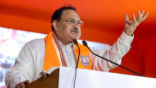 బీజేపీ చీఫ్ జేపీ నడ్డా భార్య కారు గోవింద, ఇంటి ముందే చేతివాటం, సీసీటీవీ కెమెరాల్లో ?