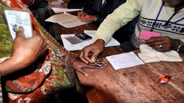 ఎన్నికల షెడ్యూల్‌లో సవరణలు చేసిన ఈసీ: జూన్ 2వ తేదీ నాడే ఓట్ల లెక్కింపు: ఈ రెండు రాష్ట్రాల్లో