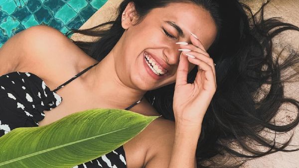 మెగా డాటర్ అందాల జాతర.. ఆకు అడ్డం పెట్టుకుని పరువాల విందు