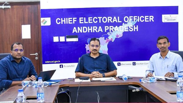 ఏపీలో విపక్ష కూటమికి ఈసీ భారీ ఊరట-కీలక ఆదేశాలు జారీ..!