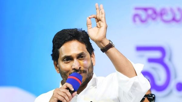 టీడీపీ కంచుకోటల్లో జగన్ కీలక నిర్ణయం - కొత్త ఇంఛార్జ్ లు..!!