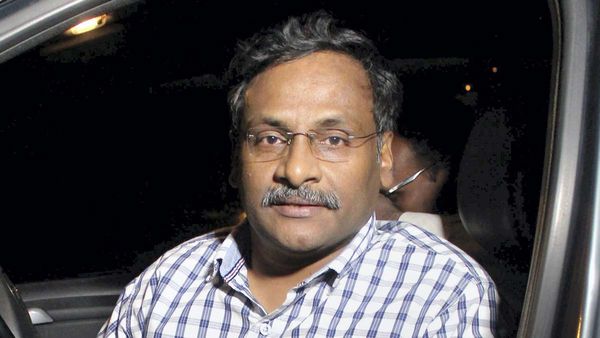 gn saibaba: మాజీ ప్రొఫెసర్ సాయిబాబా నిర్దోషి-బోంబే హైకోర్టు సంచలన తీర్పు..!