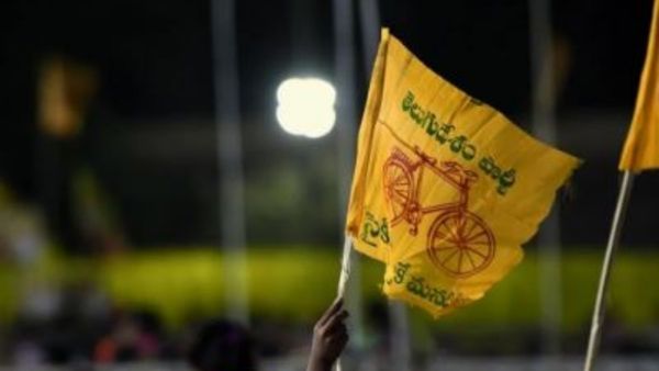వివాదాస్పద నియోజకవర్గాల్లో ఇద్దరు అభ్యర్థులను ప్రకటించిన టీడీపీ