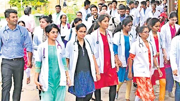 తెలంగాణ వైద్యారోగ్య శాఖలో 4356 పోస్టుల భర్తీకి ఆర్థిక శాఖ గ్రీన్ సిగ్నల్