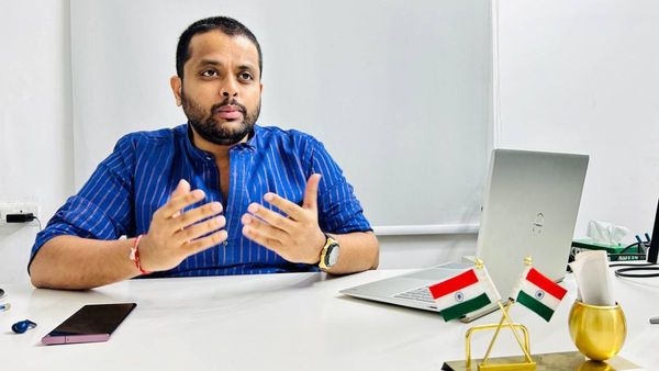 రాజకీయాలు ఎంటర్‌టెయిన్మెంట్ అవ్వకూడదు: యువ సెఫాలజిస్ట్ శ్రీపాద్ నందన్