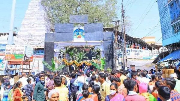 వేములవాడలో మూడు రోజులపాటు మహా శివరాత్రి ఉత్సవాలు.. షెడ్యూల్ ఇలా!!