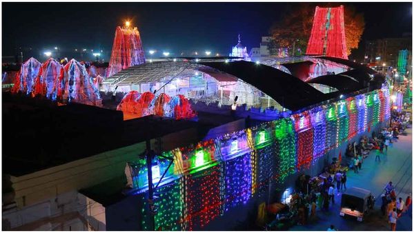 Maha shivratri 2024: శివోహం.. కమనీయం వేములవాడ రాజన్న మహా శివరాత్రి ఉత్సవం!!