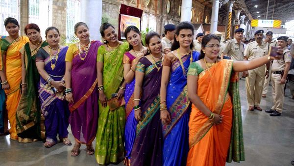 International Women's Day 2024: దేశ ఆర్ధికప్రగతికి మహిళల ముందడుగే కీలకం.. థీమ్ ఇదే!!