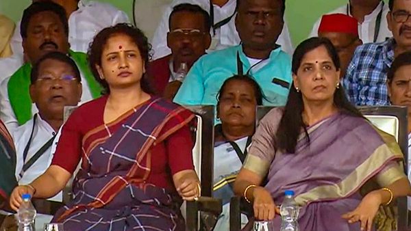 నా భర్తను జైల్లోనే చంపాలనుకుంటున్నారు: బీజేపీపై కేజ్రీవాల్ భార్య సునీత సంచలనం