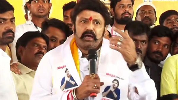 Balakrishna: బాలయ్య అన్‌స్టాపబుల్‌..నేటినుండి స్వర్ణాంధ్ర సాకారయాత్ర!!