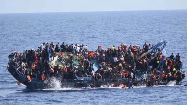 పెను విషాదం: పడవ బోల్తాపడి 58 మంది మృతి