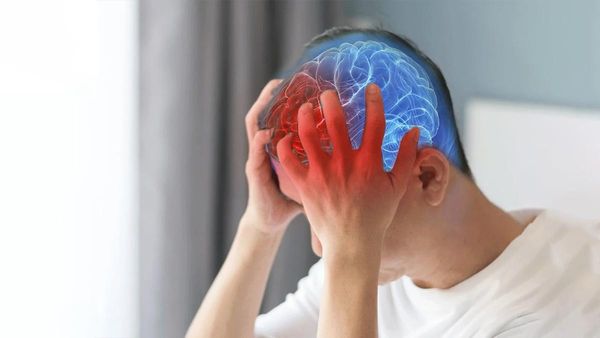 పెరుగుతున్న బ్రెయిన్ స్ట్రోక్ కేసులు, లక్షణాలివే!!