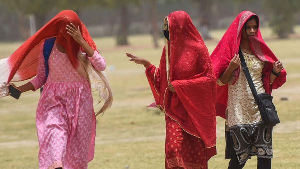 IMD: ఈసారి వేసవి ఎలా ఉండబోతోంది ? ఐఎండీ షాకింగ్ అంచనాలు..