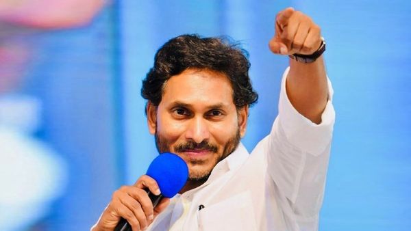 ఎన్నికల ముందు గుడ్ న్యూస్..ఫుల్ జోష్‌లో వైసీపీ