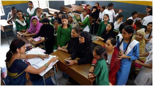 AP Schools: ఏపీ స్కూళ్లలో పేరెంట్ టీచర్స్ మీటింగ్ వాయిదా-తిరిగి ఎప్పుడంటే ?