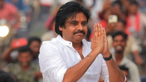 పవన్ కళ్యాణ్ కోసం రంగంలోకి మరో సినీహీరో!!