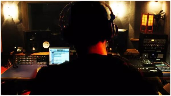 phone tapping case: వరంగల్, ఖమ్మంతో సహా 7చోట్ల ఫోన్ ట్యాపింగ్ కేంద్రాల్లో జరిగిందిదే!!