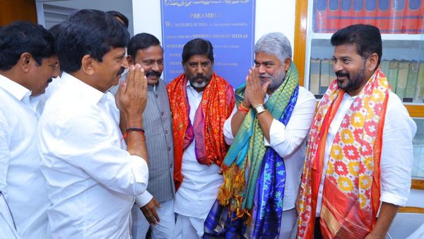 భట్టికి షాక్ - పంతం నెగ్గించుకున్న పొంగులేటి..!!