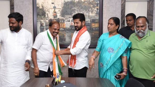 సీఎం రేవంత్ రెడ్డి సమక్షంలో కాంగ్రెస్‌లో చేరిన బీజేపీ నేతలు