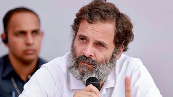 ఓటర్ల వెన్నుపోటు, నమ్మకద్రోహులు, ఎన్నికల ప్రచారంలో టాప్ లీడర్ సంచలన వ్యాఖ్యలు, షాక్ !