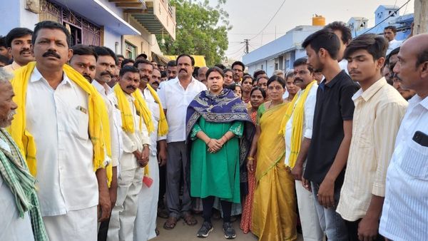 33 ఏళ్ల వైరానికి ముగింపు - ఒక్కటైన భూమా, ఇరిగెల వర్గాలు..!!