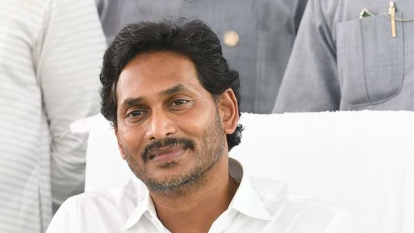 వైసీపీలో జగన్ మార్క్ అభ్యర్థుల మార్పు - ముహూర్తం ఫిక్స్..!!