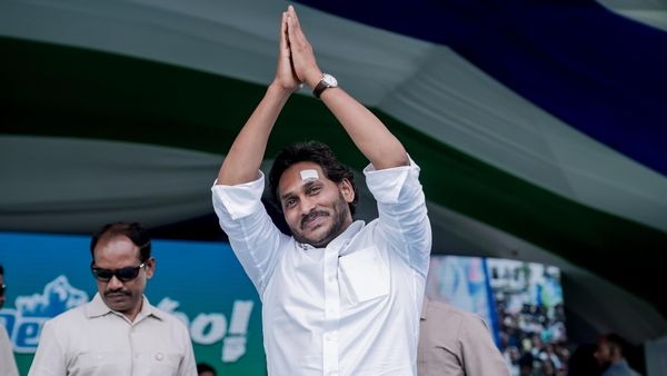 చంద్రబాబు బచ్చా కామెంట్ కు జగన్ స్ట్రాంగ్ కౌంటర్ ఇలా...!