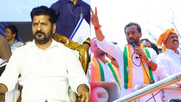 రాజ్యాంగాన్ని మారుస్తోంది కాంగ్రెస్సే: రేవంత్, కేసీఆర్‌పై రఘునందన్ రావు ఫైర్