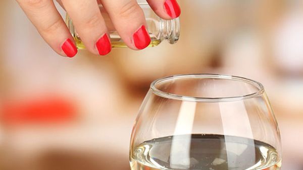 జ్యూస్ లో విషం కలిపి వడ్డీ వ్యాపారి హత్యకు ప్లాన్, ఏడాది ముందు ఆవ్యాపారితో ఏం జరిగిందంటే?