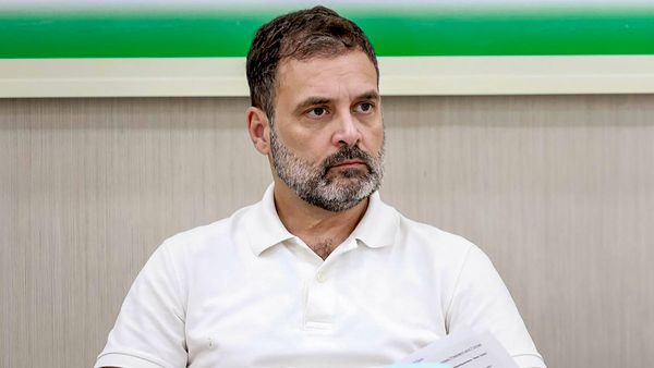 రాహుల్ గాంధీ మీద మీకే నమ్మకం లేదు, మాపైన పడికొట్టుకుంటారా?, ధైర్యం ఉంటే?