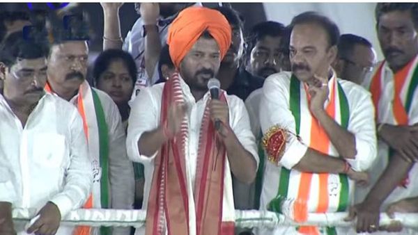 రిజర్వేషన్లు రద్దు చేస్తారు: మోడీ, కేసీఆర్‌పై రేవంత్ సంచలన ఆరోపణలు