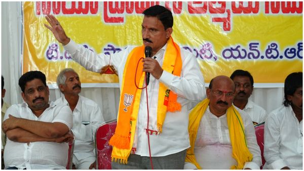 Sujana Chowdary: ఎన్నికల వేళ సుజనా చౌదరికి షాక్..! రూ.500 కోట్ల రుణంపై...