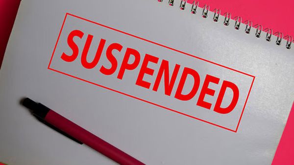 రౌడీషీటర్ తో ఆర్థిక లావాదేవీలు, ఐటీ హబ్ క్రైమ్ బ్రాంచ్ ఇన్స్ పెక్టర్ క్రైమ్ స్టోరీ, పండగే పండగ!