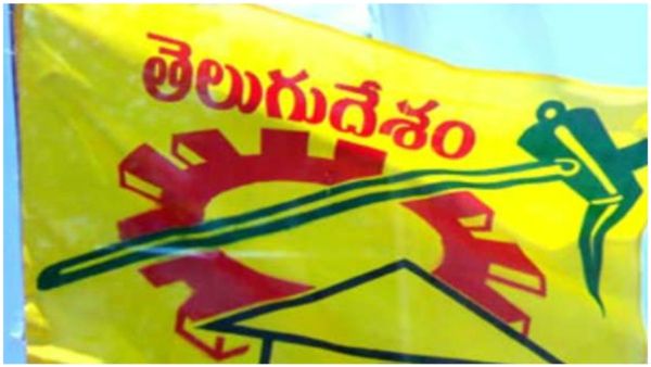 స్వతంత్ర అభ్యర్థిగా టీడీపీ మాజీ నేత: రేపే నామినేషన్: ఎన్టీఆర్, వైఎస్సార్ ఫొటోలతో..!!