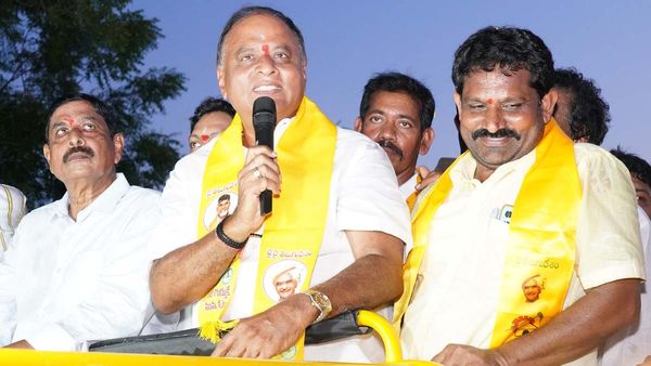 వేమిరెడ్డి పోటీకి అనర్హులా - ఏం జరుగుతోంది...!?