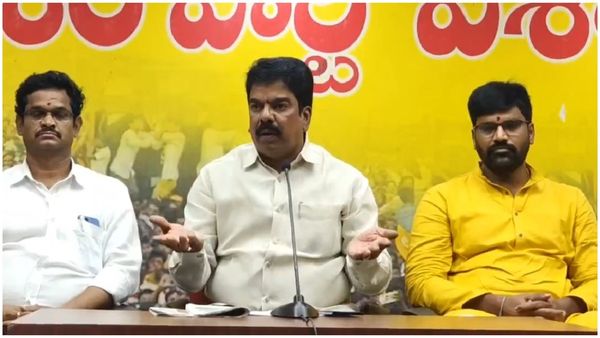 టీడీపీ అంతర్గత సర్వే: వైసీపీకి ఎన్ని సీట్లు వస్తాయో అంచనా వేసిన బొండా ఉమా